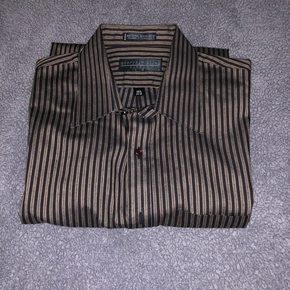 Men’s long sleeve button down shirt